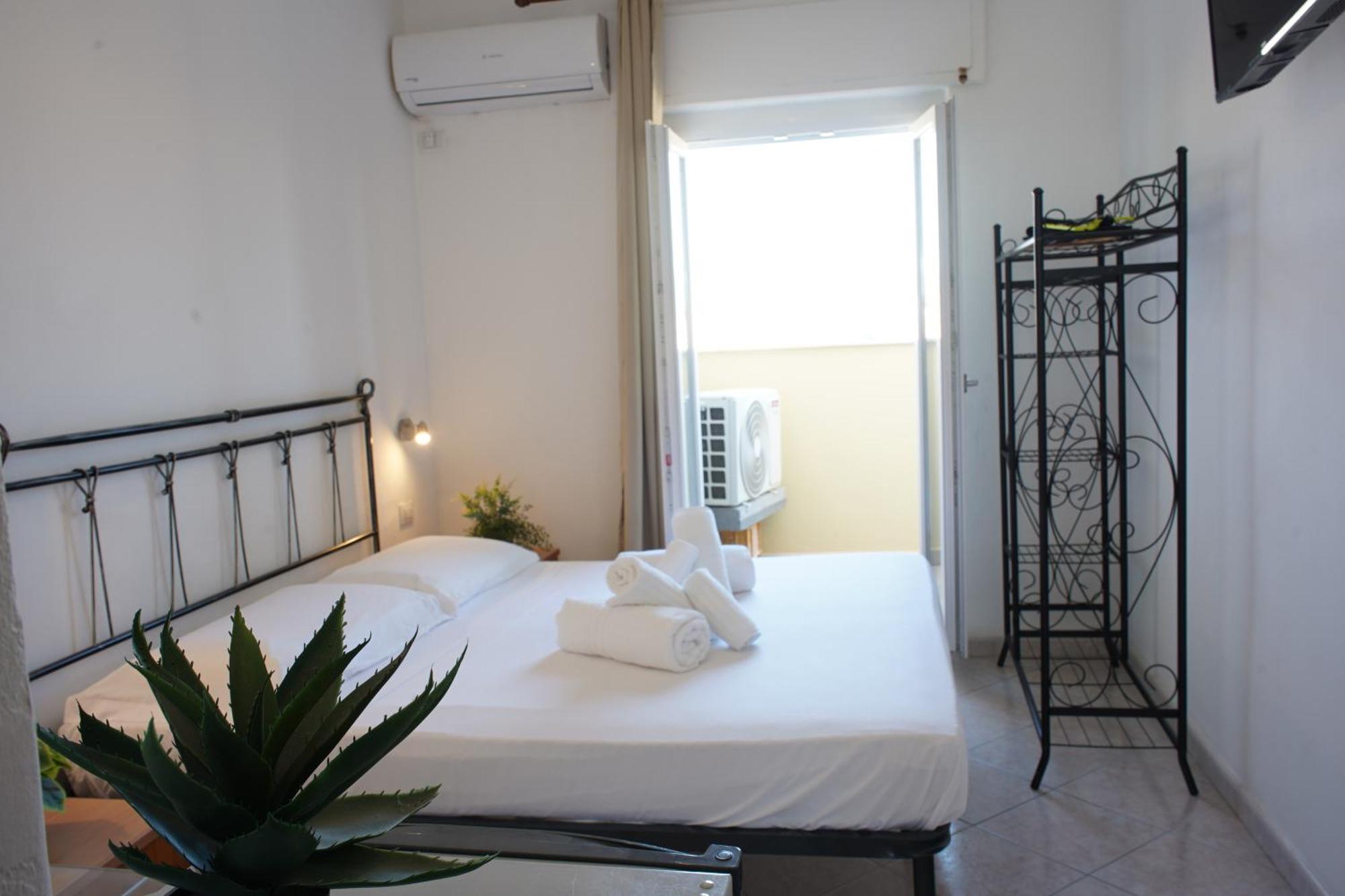 Oasis Guest House Alghero Ngoại thất bức ảnh
